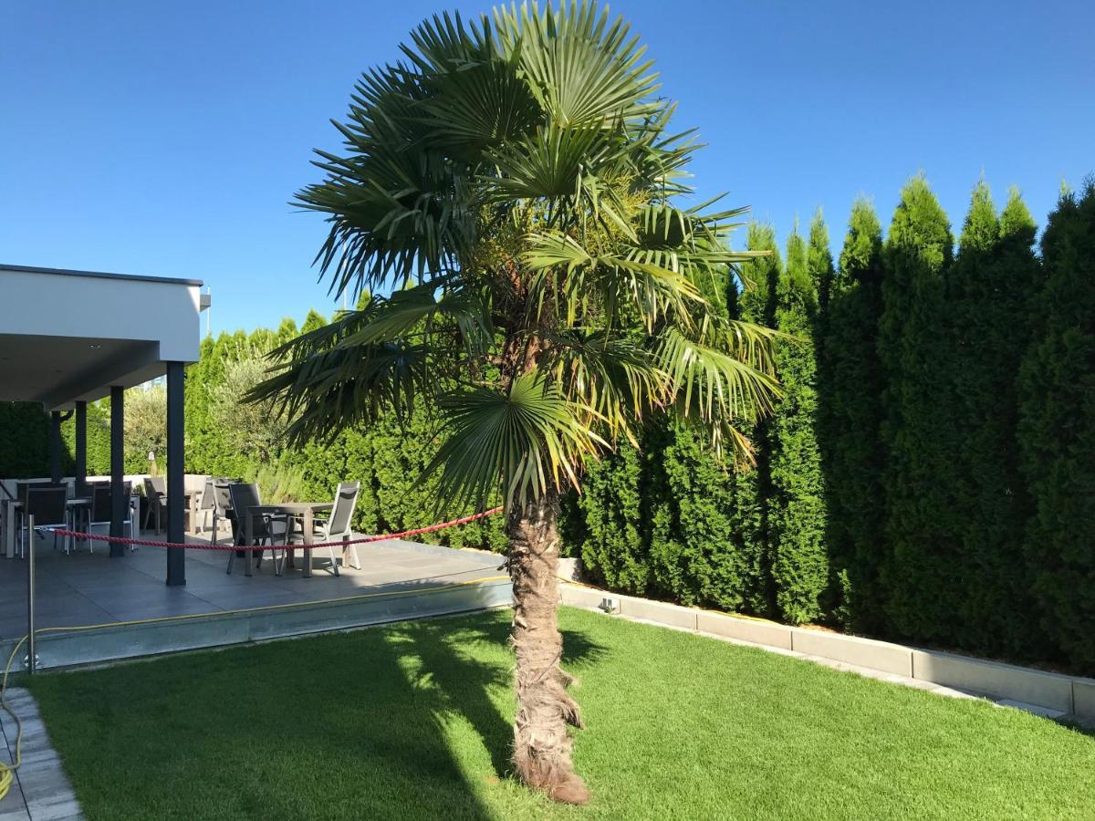 Hotel Hohenloher Tor Бретцфельд Экстерьер фото