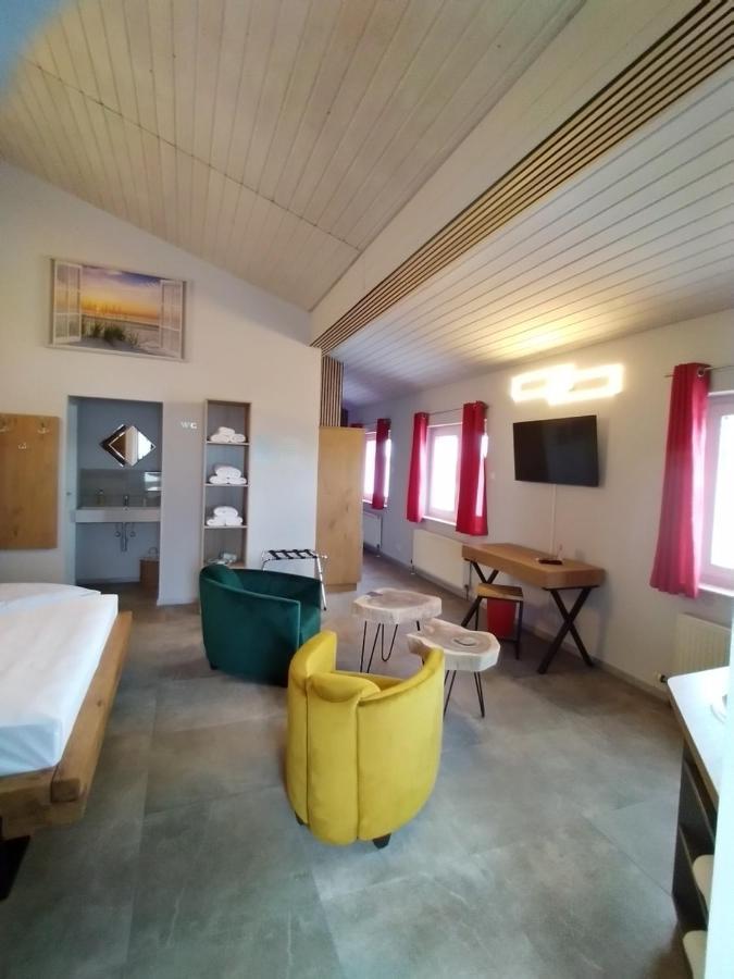 Hotel Hohenloher Tor Бретцфельд Экстерьер фото